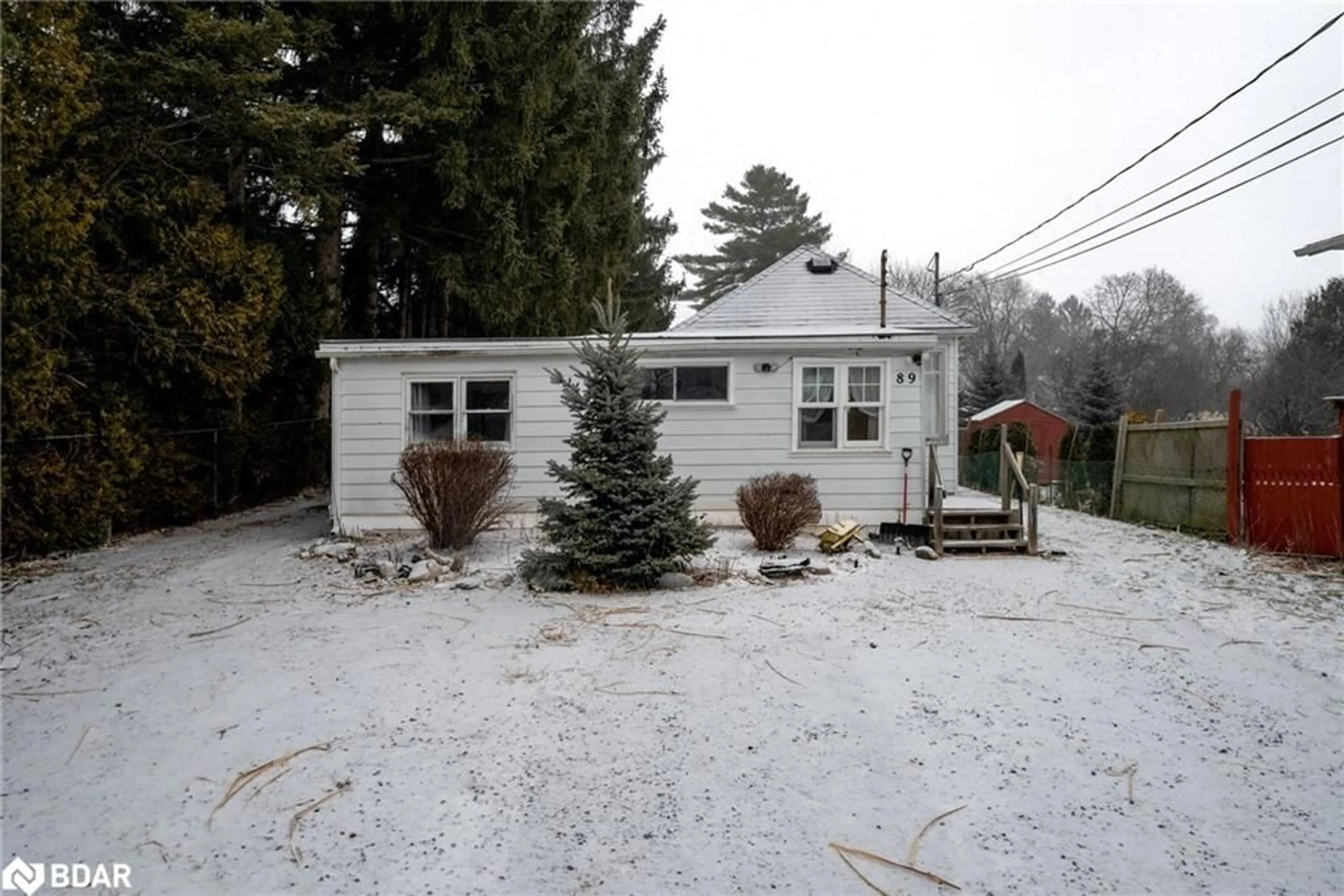 Shed for 89 Avondale Rd, Belleville Ontario K8P 4G2