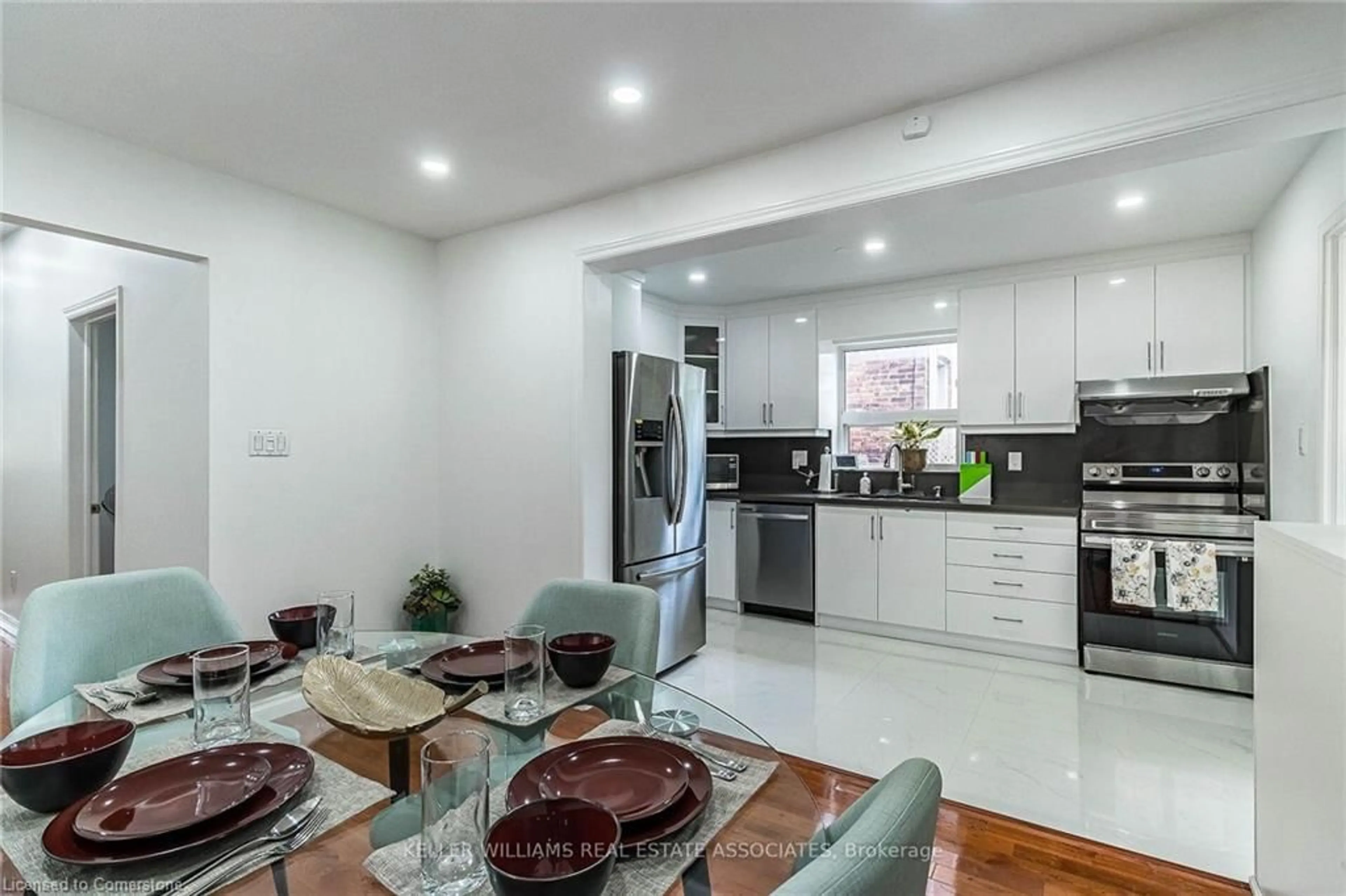 Open concept kitchen, ceramic/tile floor for 25 Boustead Ave, Toronto Ontario M6R 1Y7