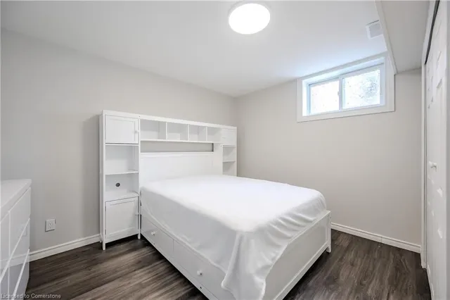 Additional property image - 201 Erinbrook Dr