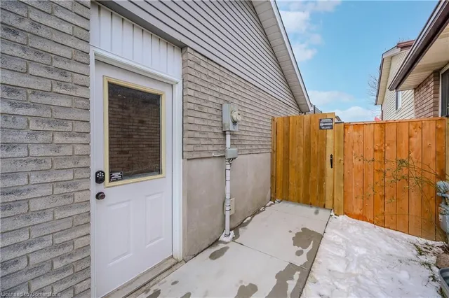 Additional property image - 201 Erinbrook Dr