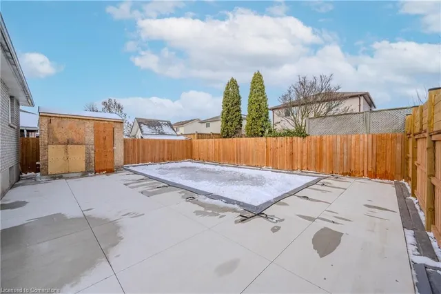 Additional property image - 201 Erinbrook Dr