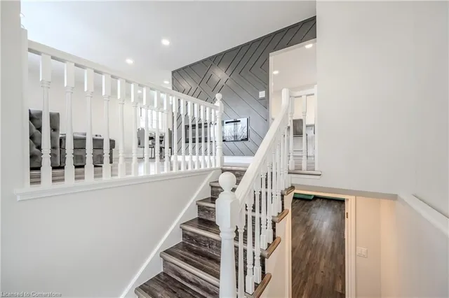 Additional property image - 201 Erinbrook Dr