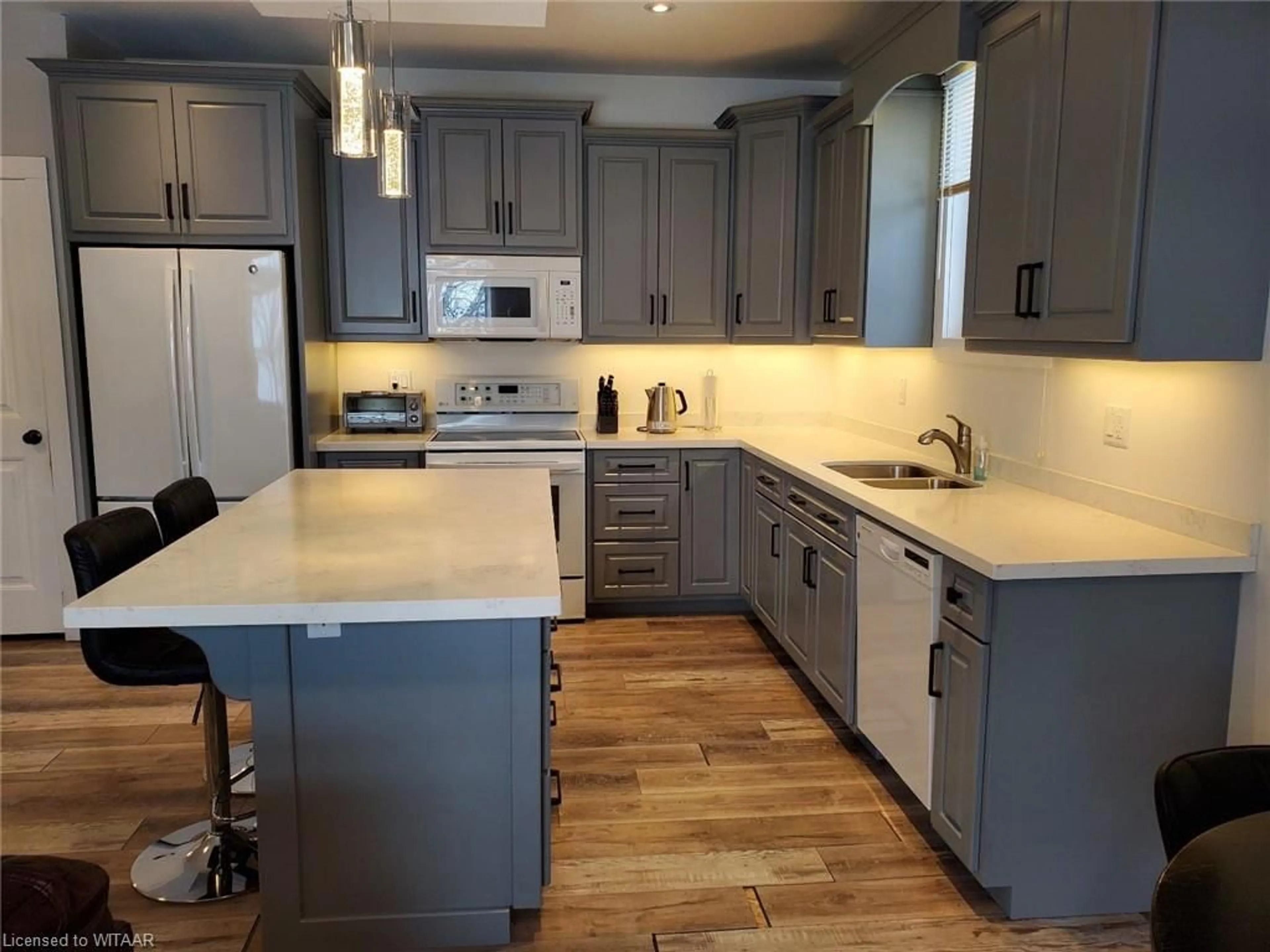 Open concept kitchen, unknown for 192 Talbot St, Courtland Ontario N0J 1E0