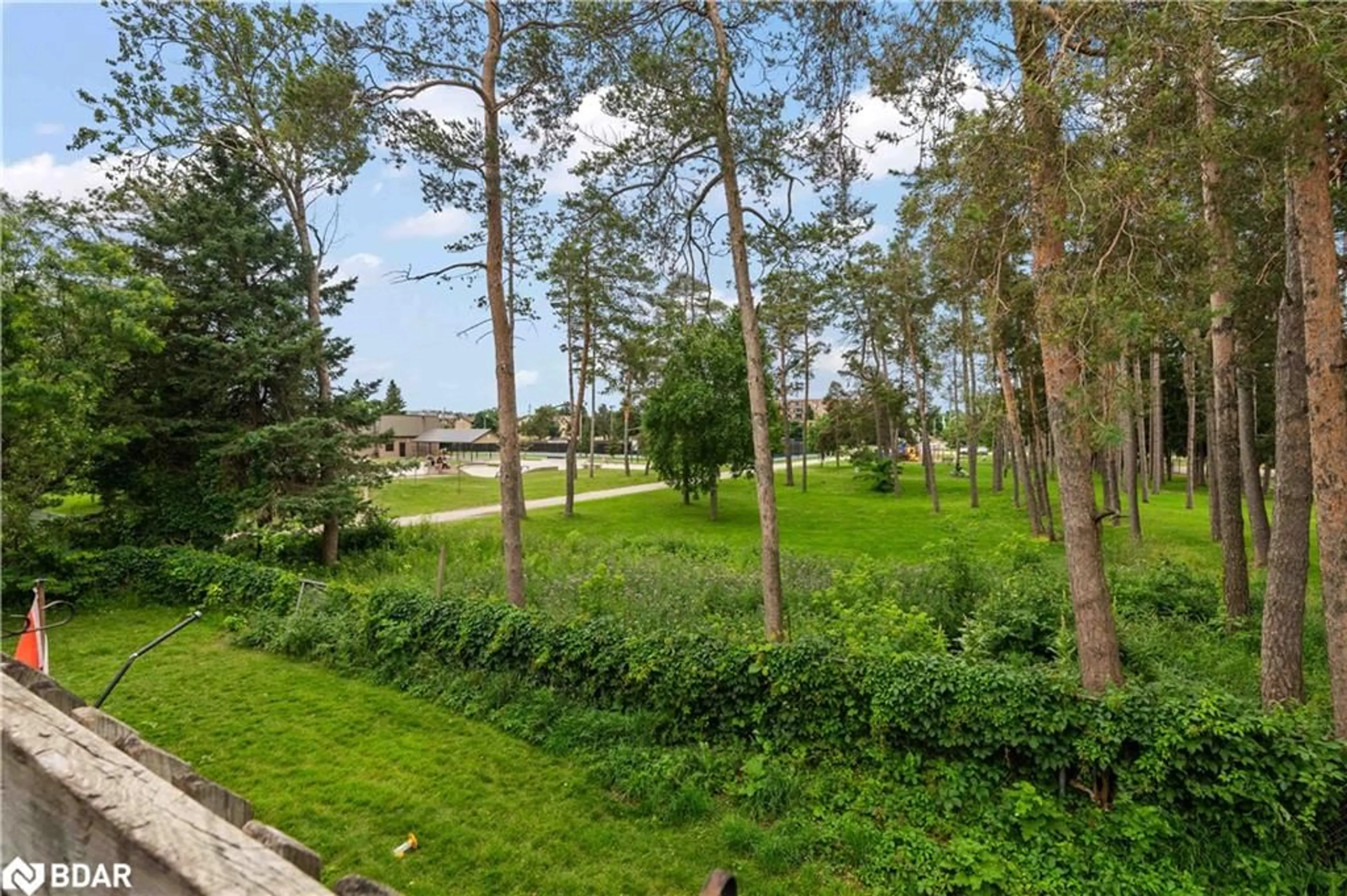 Patio, forest/trees view for 50 Third St #H, Orangeville Ontario L9W 2B1