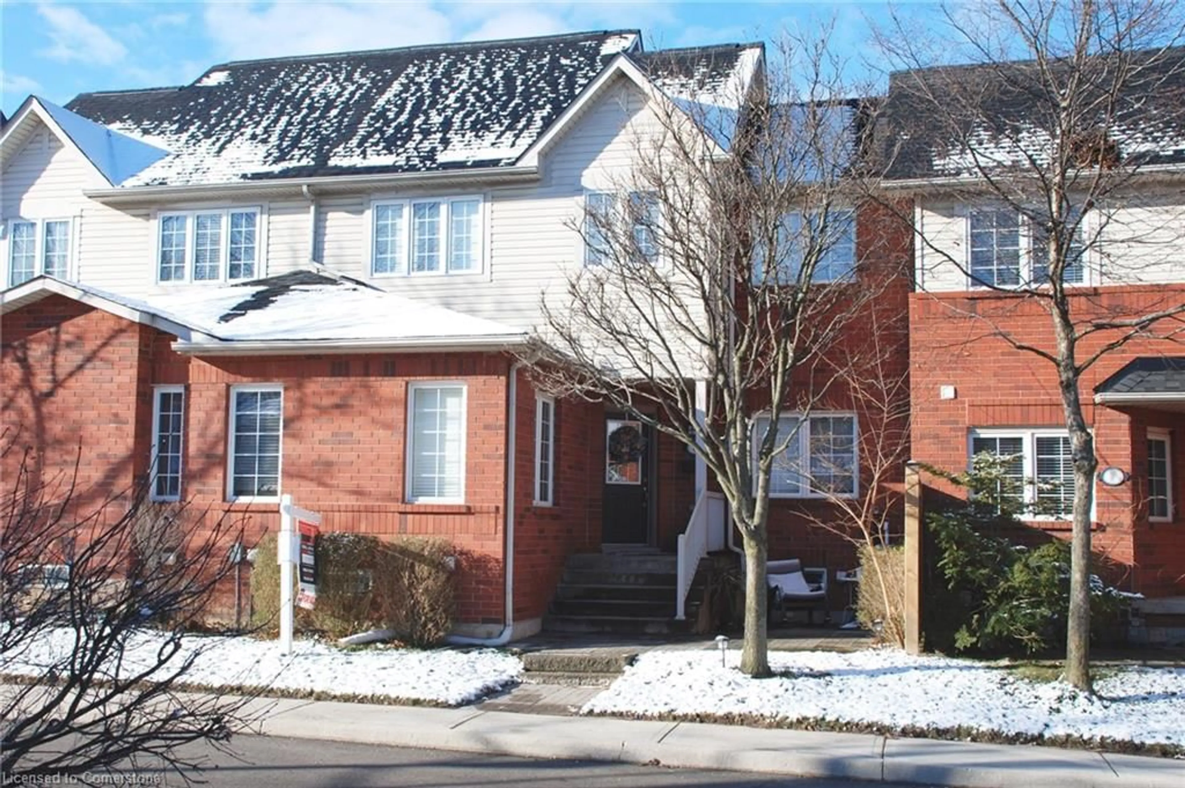 Home with brick exterior material, street for 100 Beddoe Dr #6, Hamilton Ontario L8P 4Z2