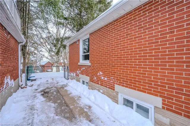Additional property image - 586 Weber St