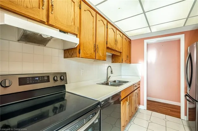 Additional property image - 8 Village Green Unit 612