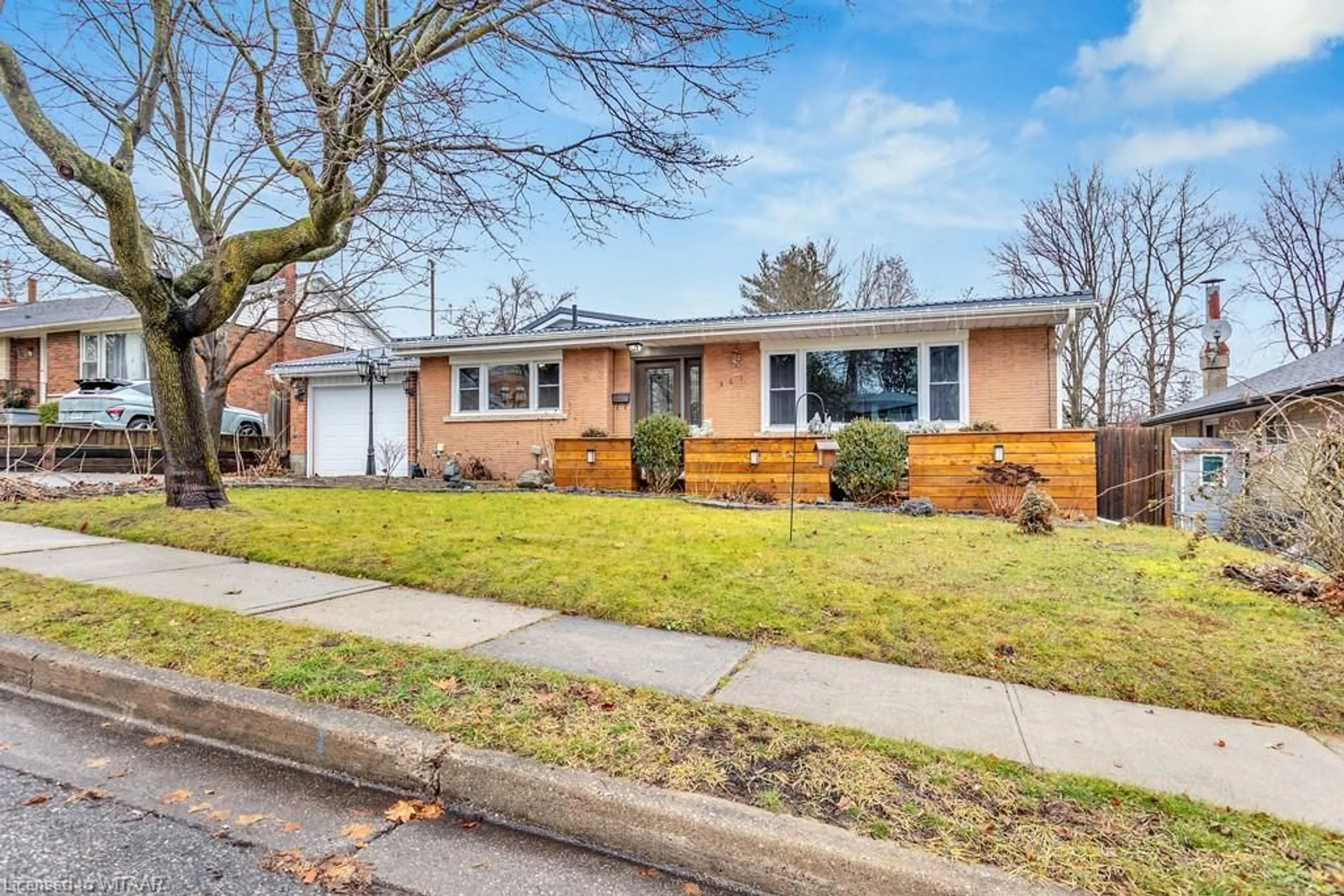 Home with brick exterior material, street for 301 South Dr, Simcoe Ontario N3Y 1G9