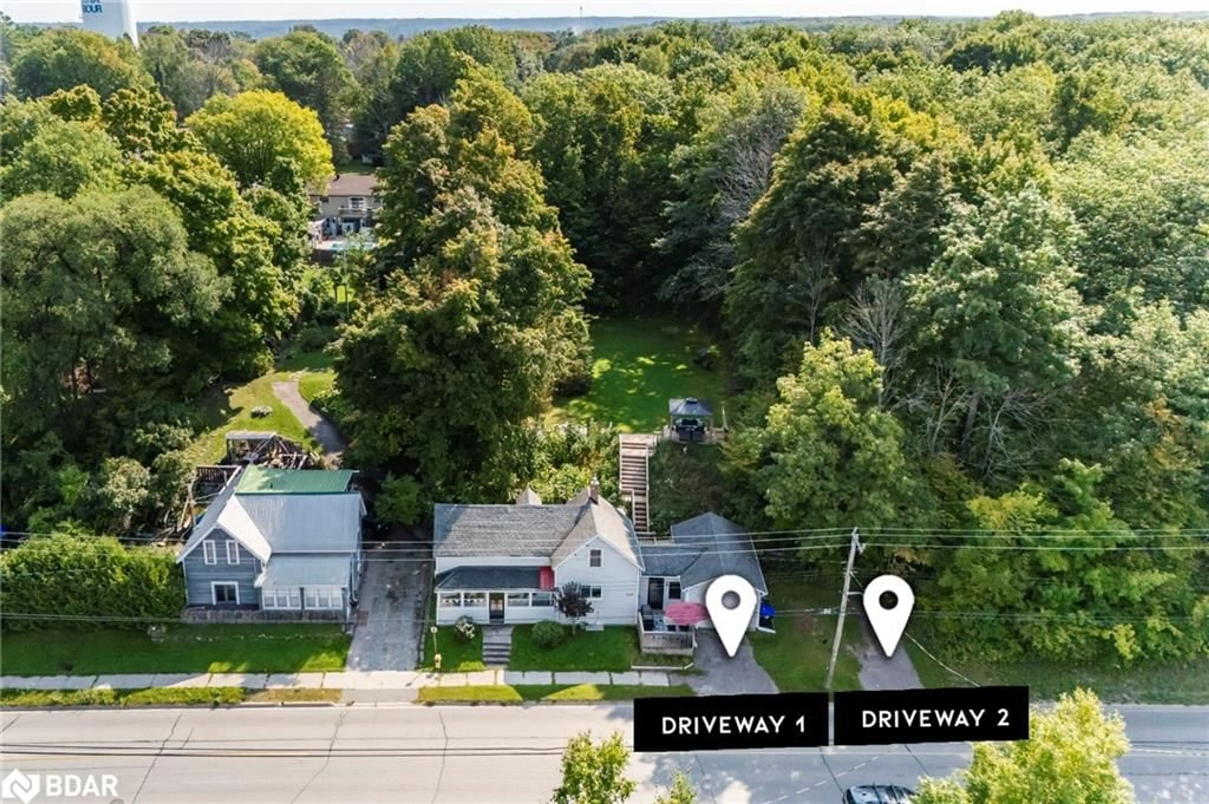 A pic from outside/outdoor area/front of a property/back of a property/a pic from drone, street for 229 William St, Victoria Harbour Ontario L0K 2A0