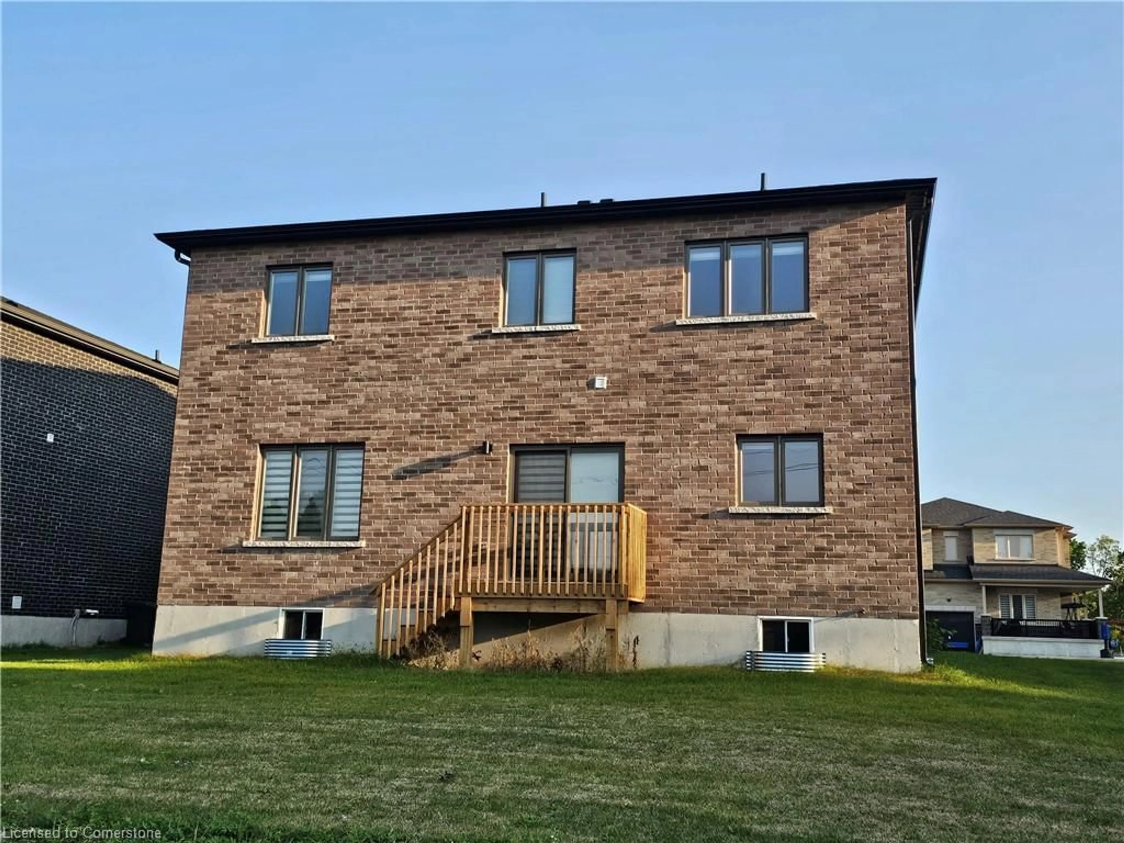 Home with brick exterior material, building for 23 Tulip Cres, Simcoe Ontario N3Y 0G9