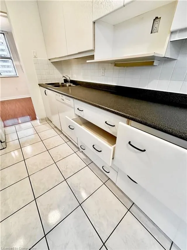Additional property image - 205 Hilda Ave Unit 704