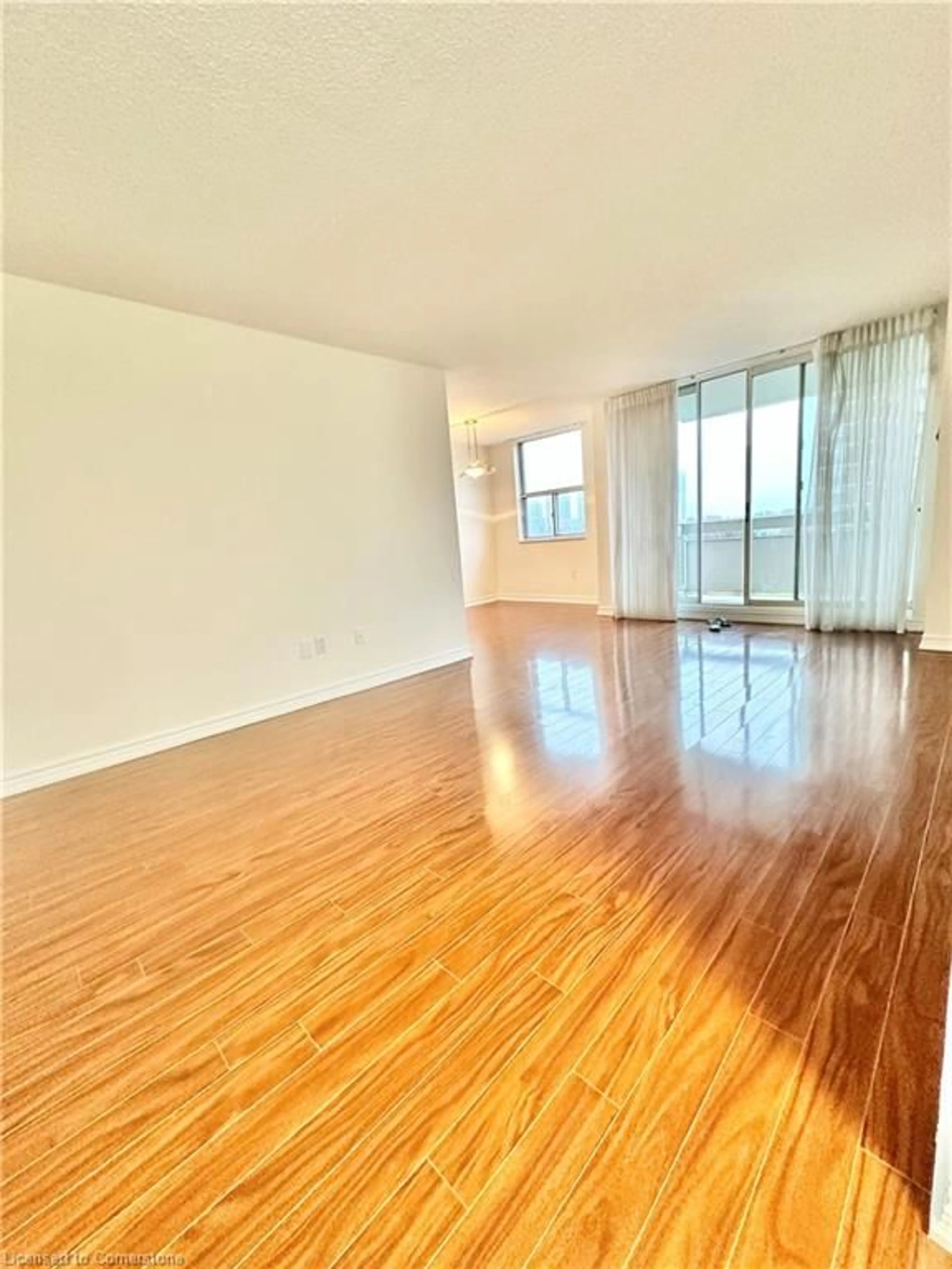 A pic of a room for 205 Hilda Ave #704, Toronto Ontario M2M 4B1