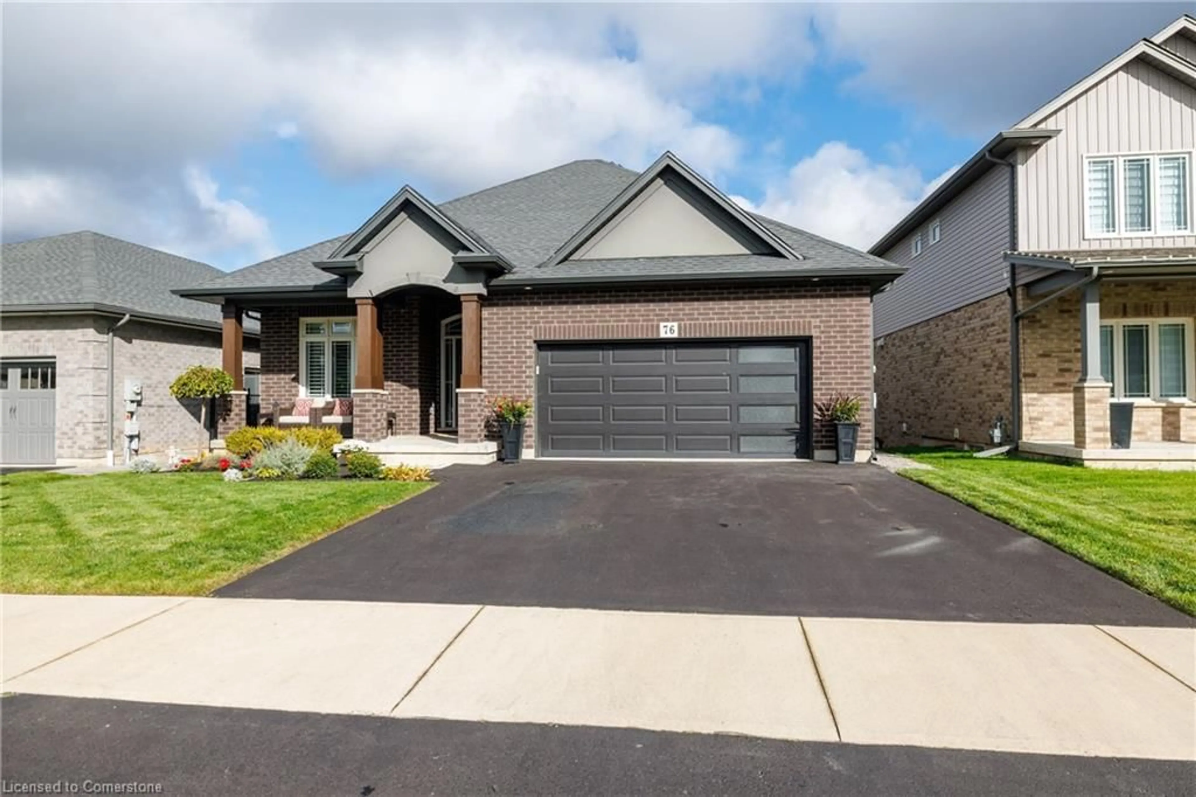 Home with brick exterior material, street for 76 Bergenstein Cres, Fonthill Ontario L0S 1E6