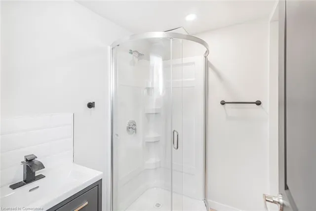 Additional property image - 583 John Street St