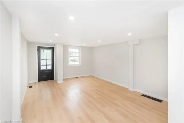 Additional property image - 583 John Street St