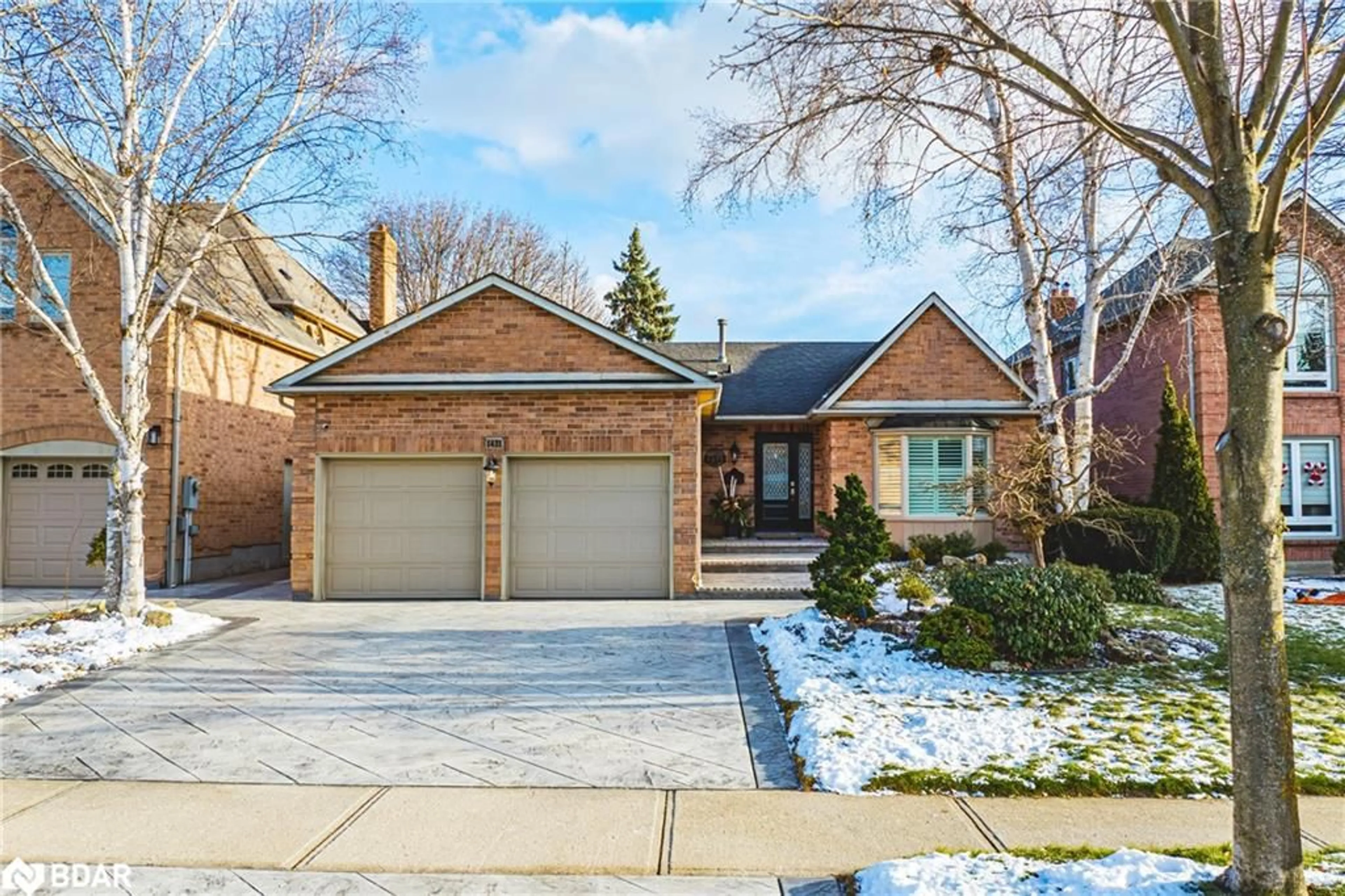 Home with brick exterior material, street for 1431 Ravensmoor Cres, Mississauga Ontario L5M 3L4