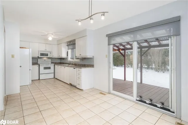 Additional property image - 15 Oakington Pl