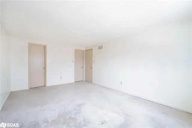 Additional property image - 15 Oakington Pl