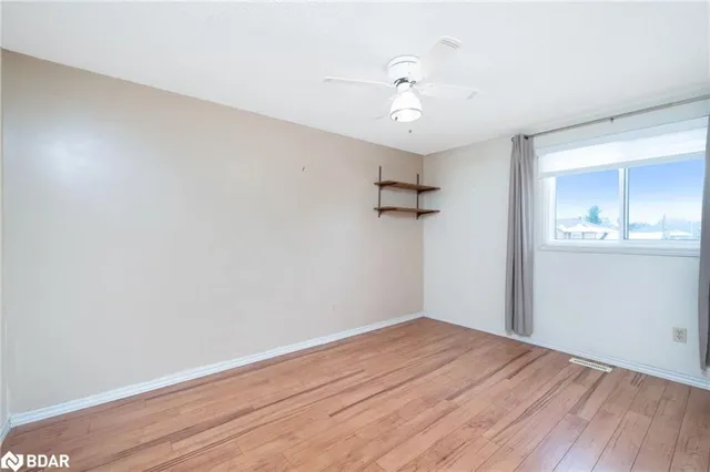 Additional property image - 15 Oakington Pl