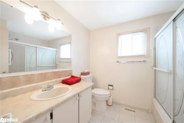 Additional property image - 15 Oakington Pl