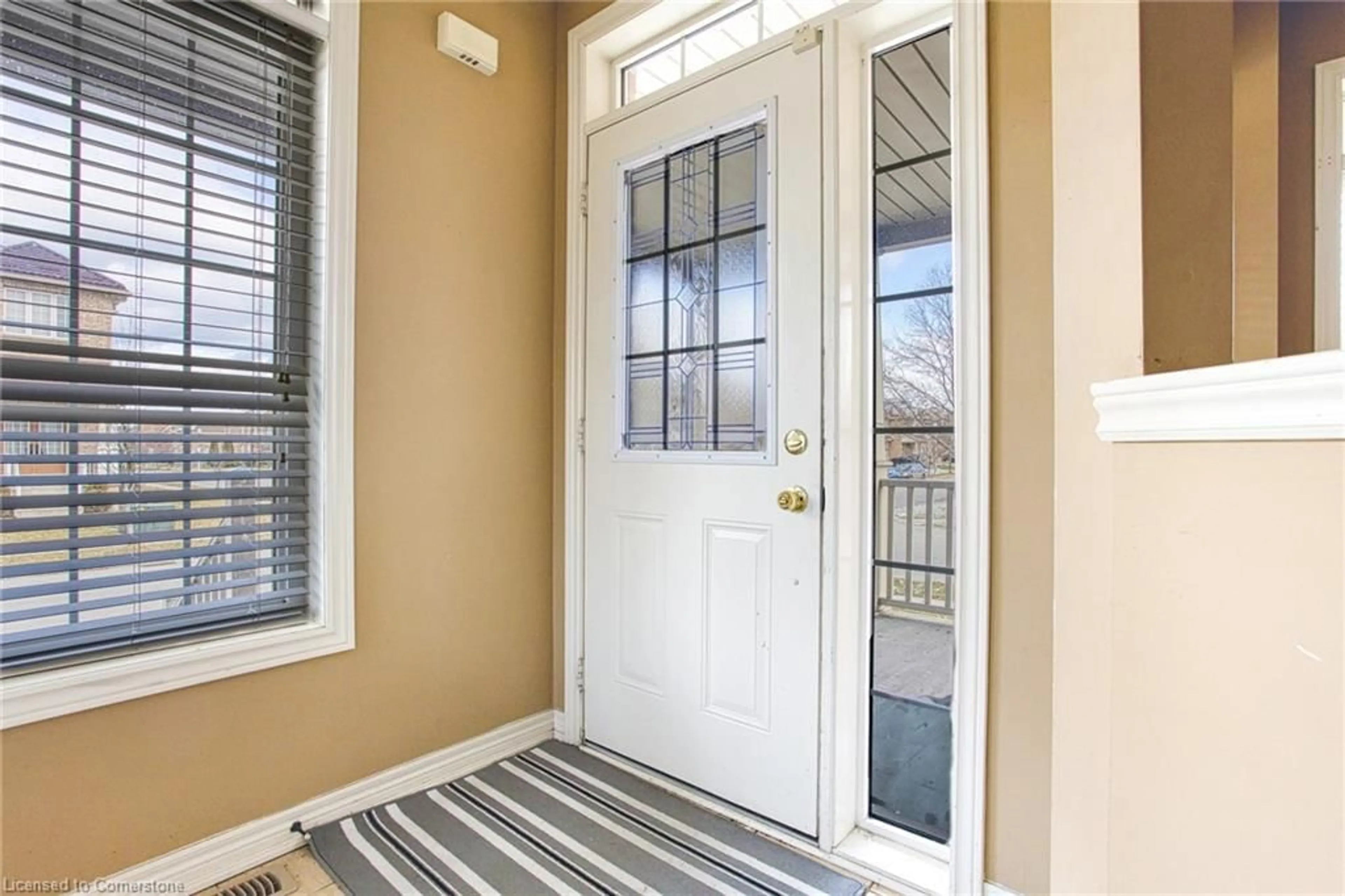 Indoor entryway for 3 Springstead Ave, Stoney Creek Ontario L8E 0B2