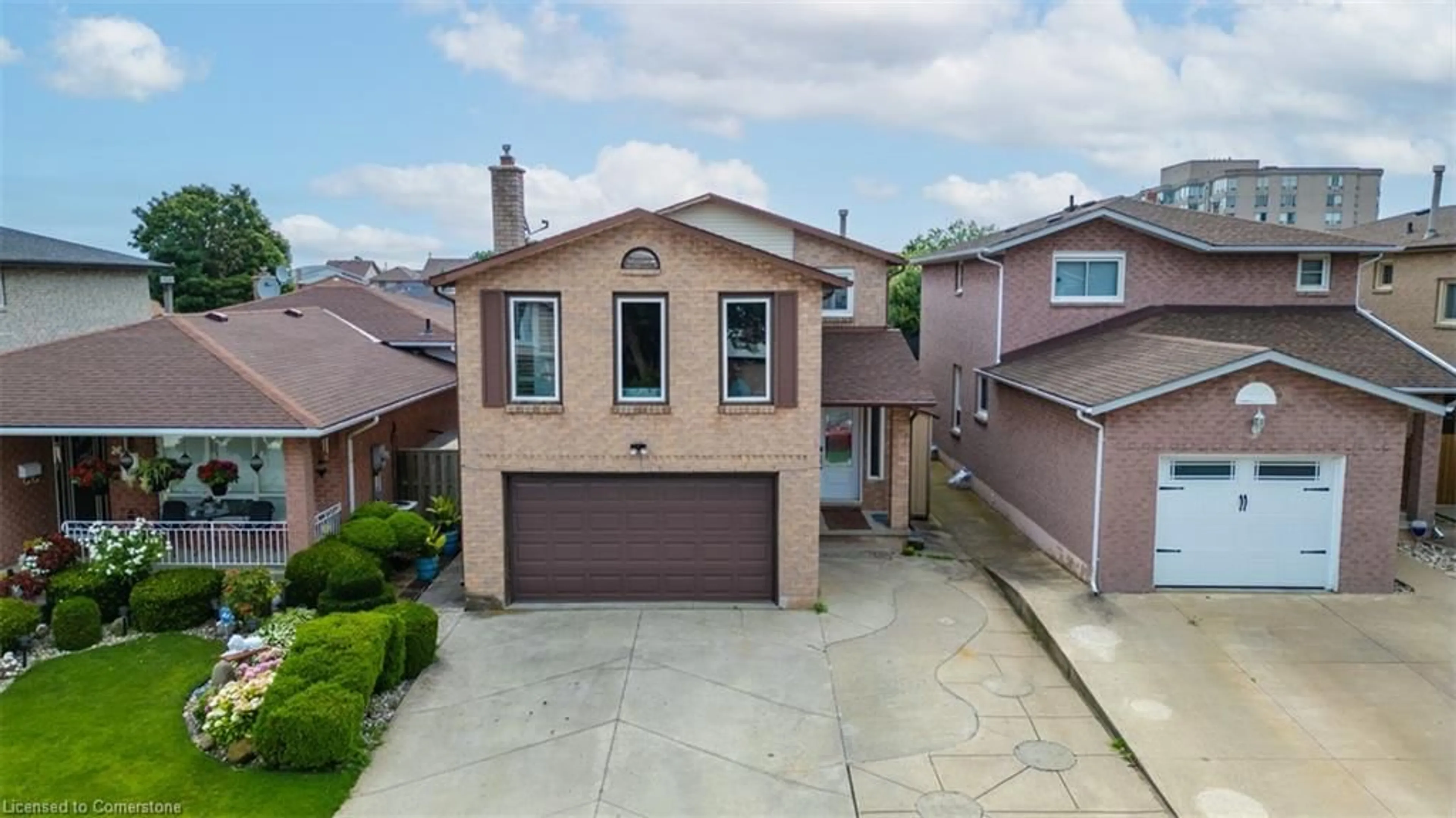 A pic from outside/outdoor area/front of a property/back of a property/a pic from drone, street for 24 Spartan Ave, Stoney Creek Ontario L8E 4M7