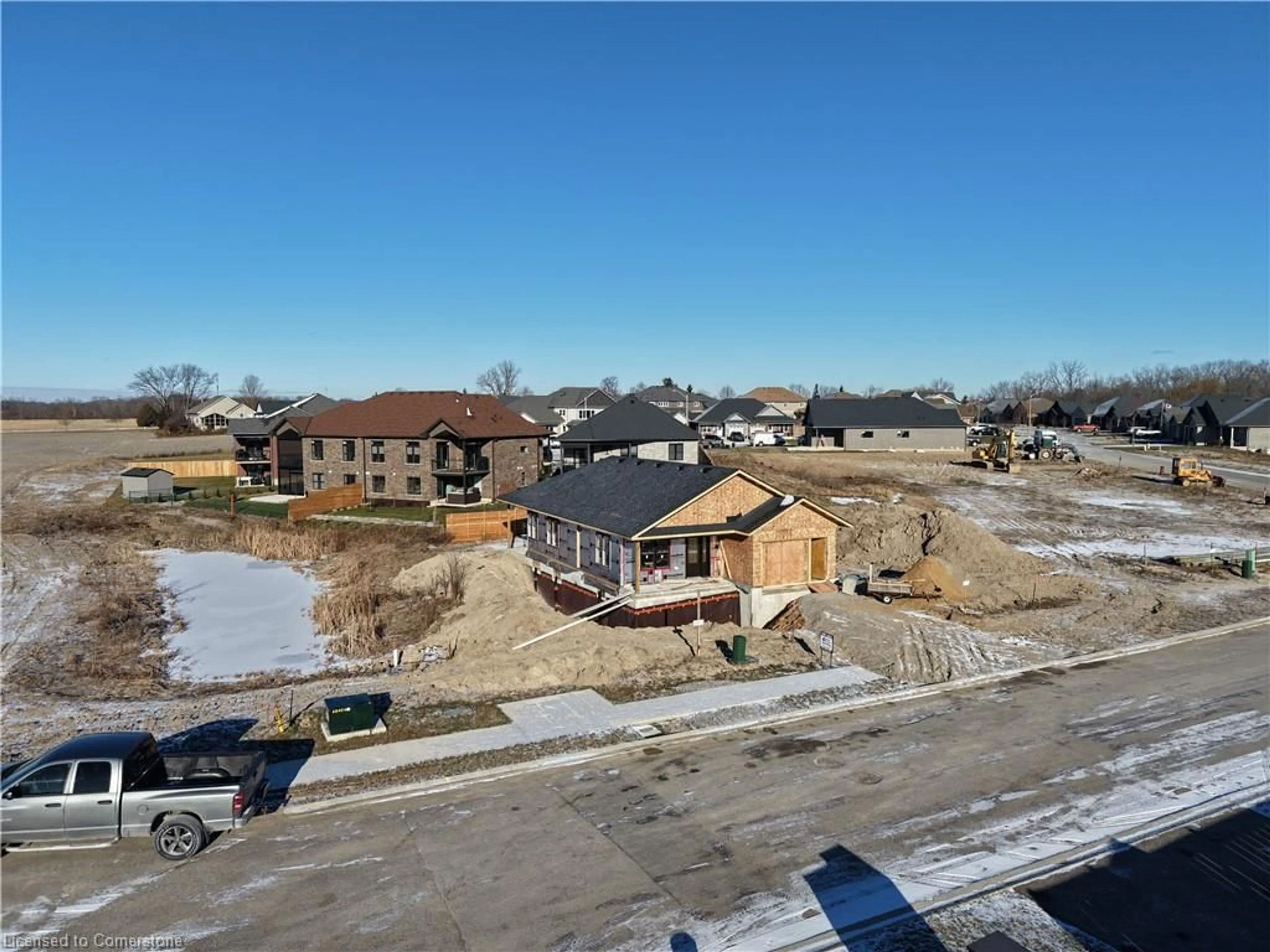 A pic from outside/outdoor area/front of a property/back of a property/a pic from drone, building for 71 Hunter Dr, Port Rowan Ontario N0E 1M0