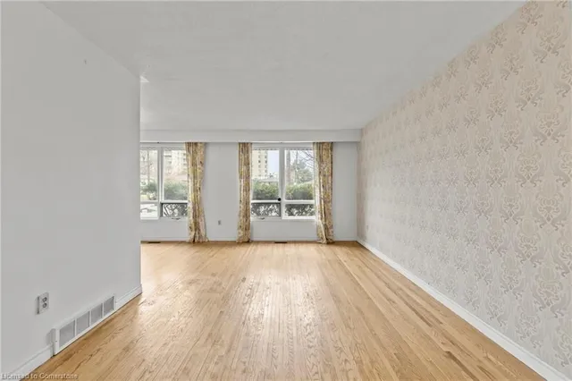 Additional property image - 1 Glendee Crt