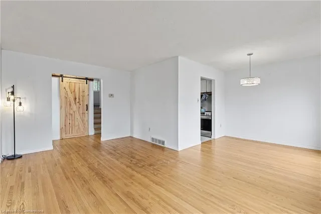 Additional property image - 1 Glendee Crt