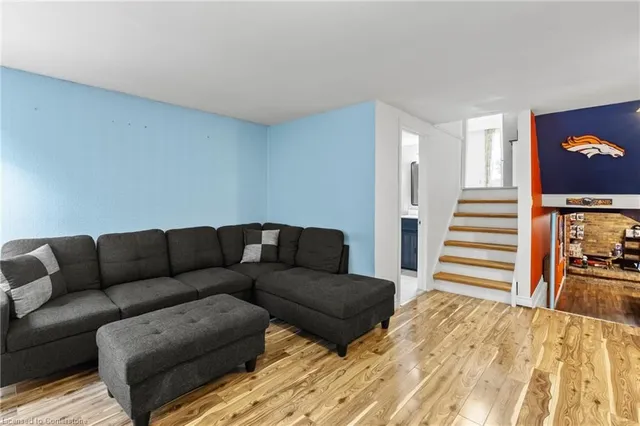 Additional property image - 1 Glendee Crt