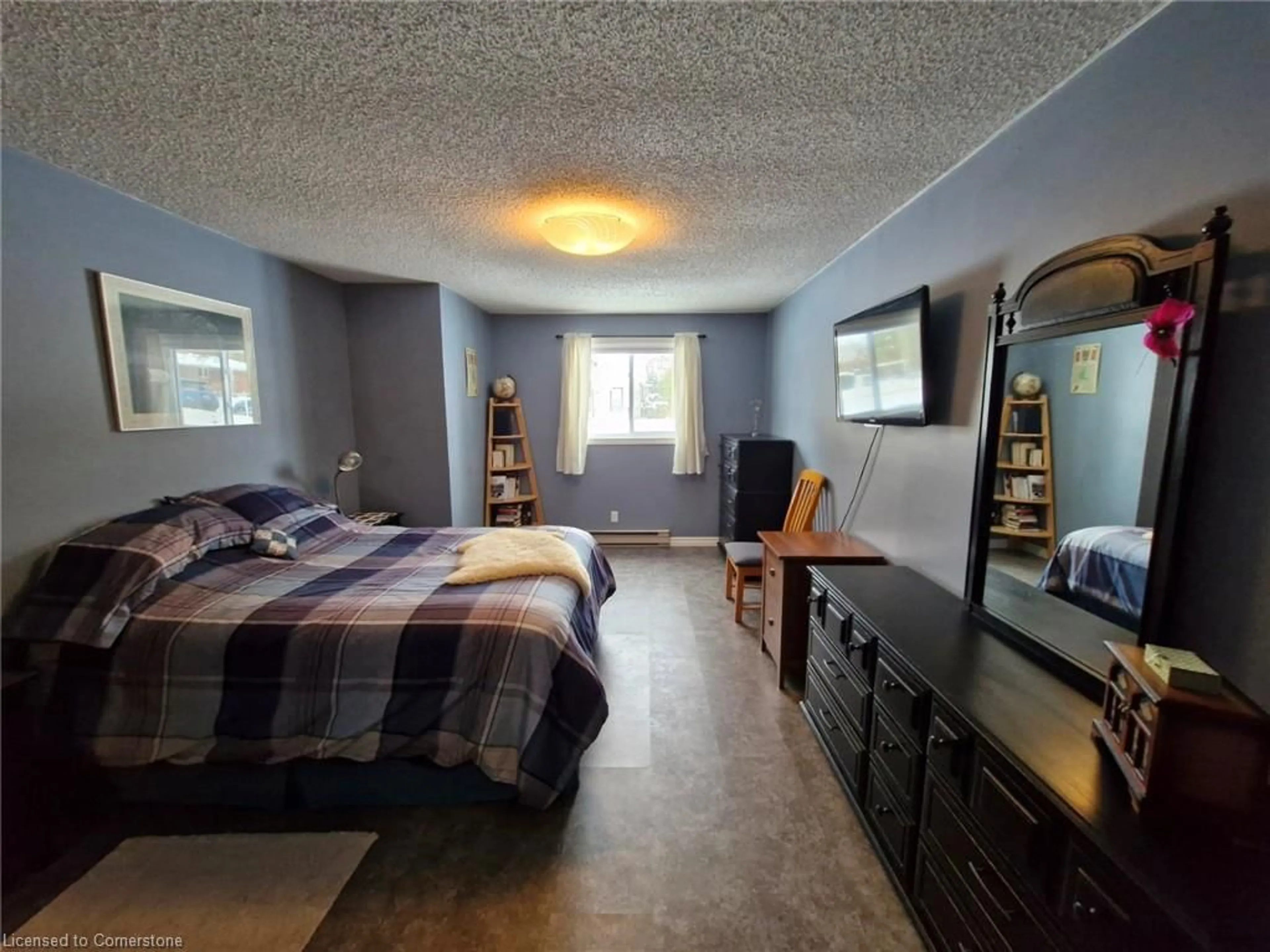 A pic of a room for 460 Durham St #106, Mount Forest Ontario N0G 2L1