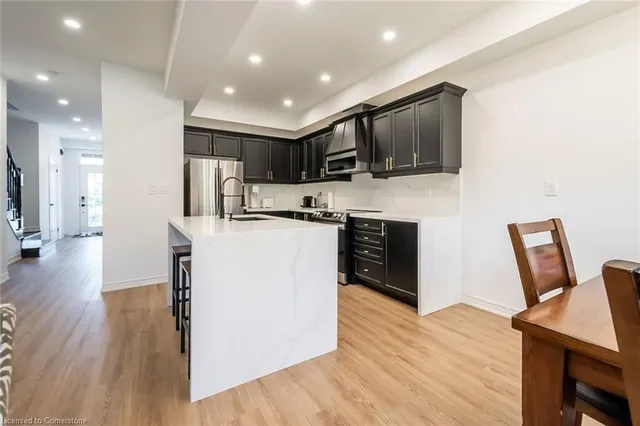Additional image 37 of 370 Stonehenge Dr Unit 19