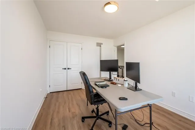Additional image 16 of 370 Stonehenge Dr Unit 19