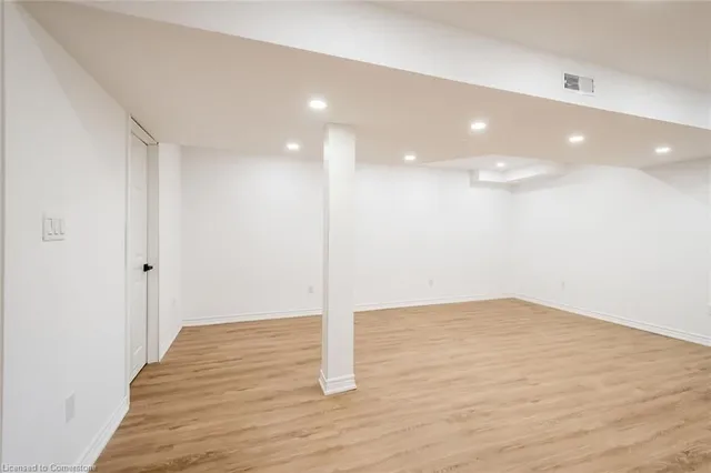 Additional image 11 of 370 Stonehenge Dr Unit 19