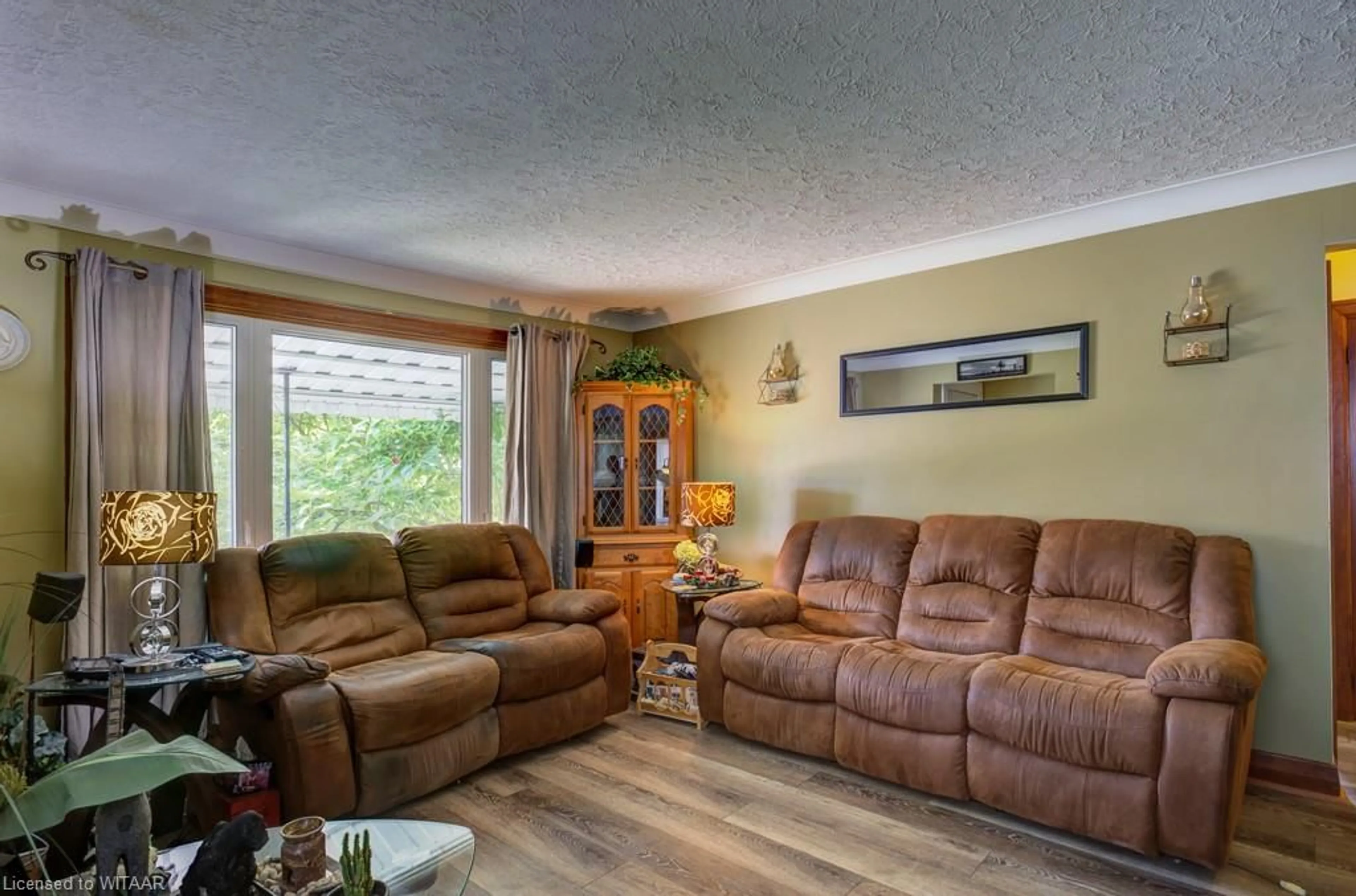 Living room with furniture, unknown for 177 Ontario St, Brantford Ontario N3S 2C7