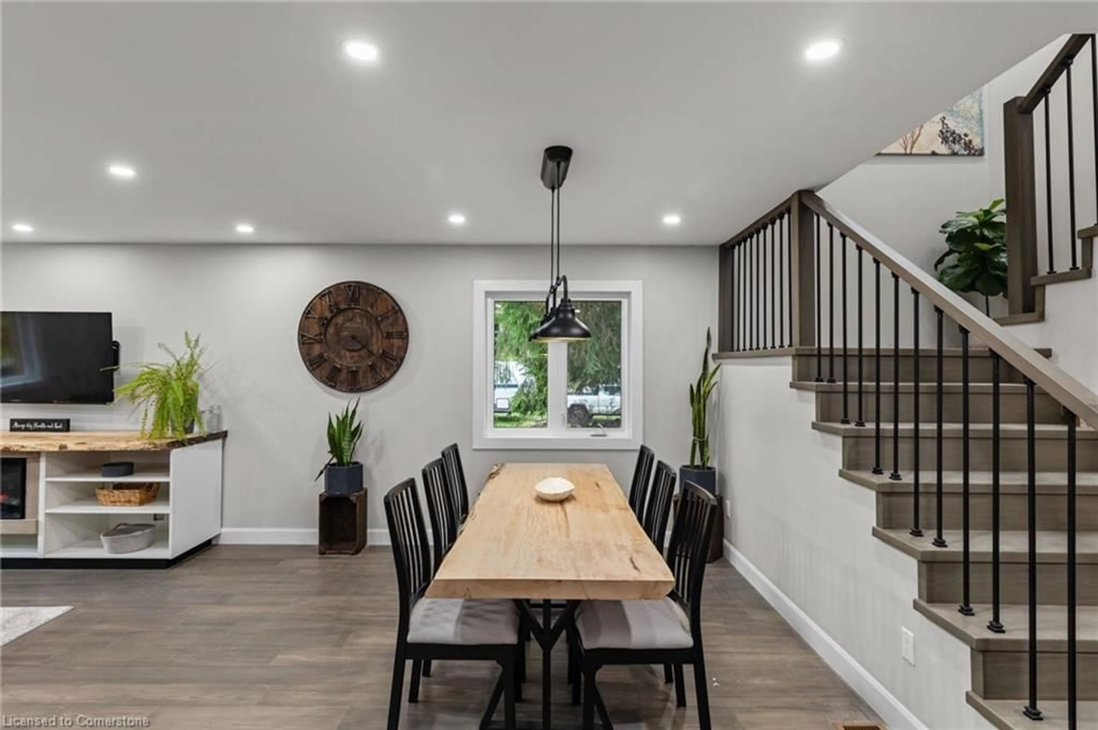 Dining room, unknown for 127 Paradise Rd, South Algonquin Ontario K0J 2M0