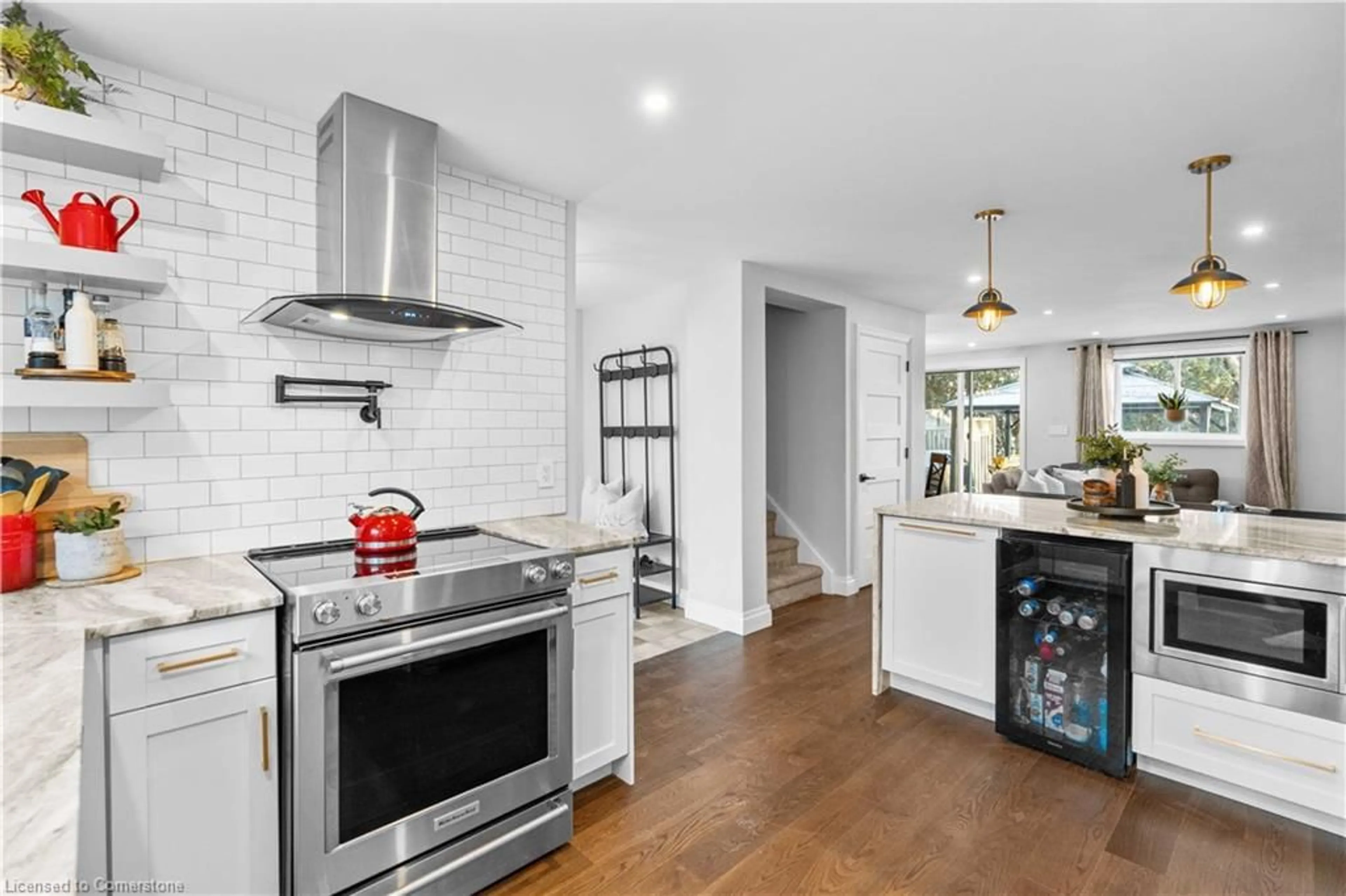Open concept kitchen, ceramic/tile floor for 684 Dynes Rd #5, Burlington Ontario L7N 2V6