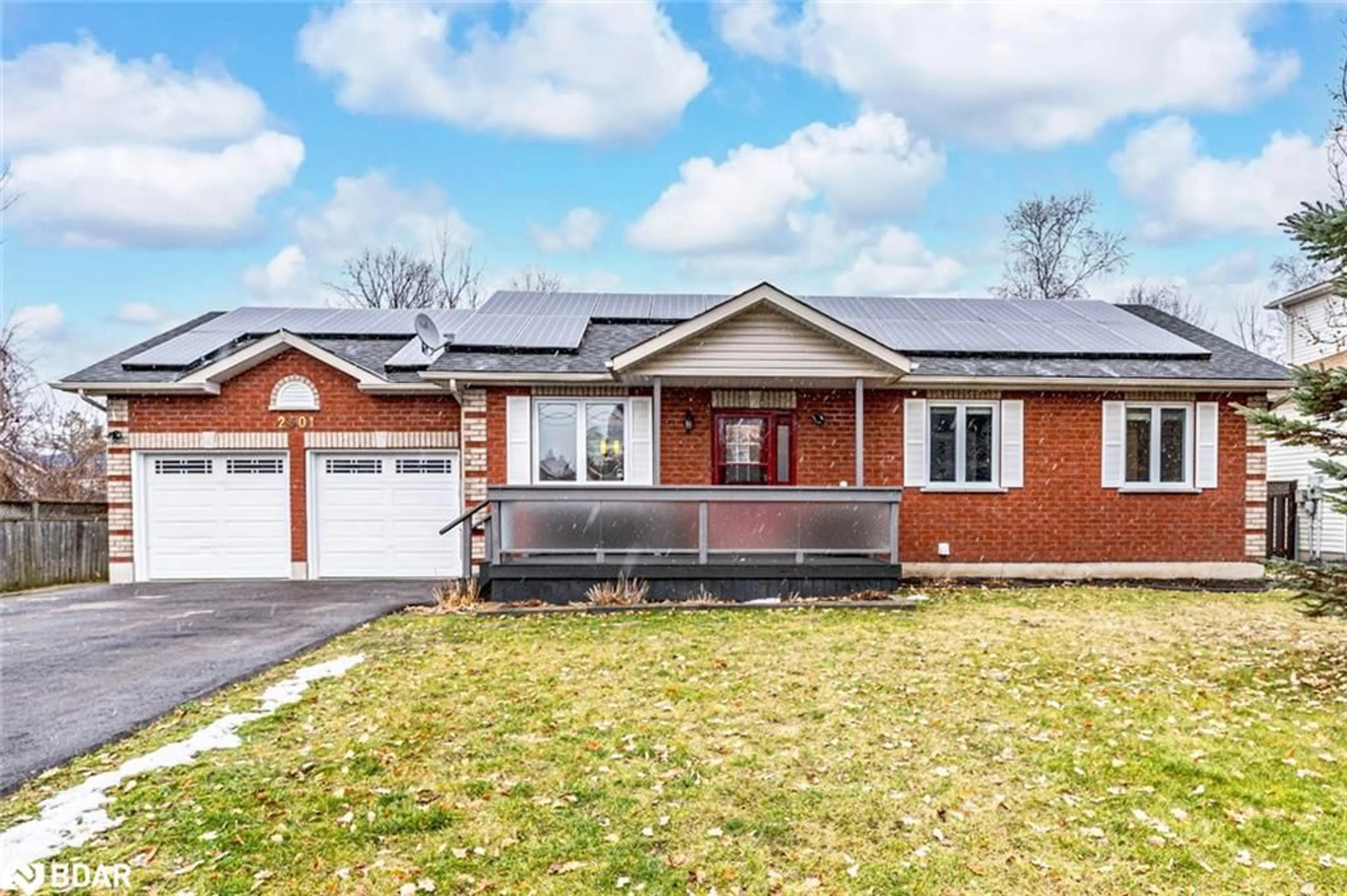 Home with brick exterior material, street for 2501 Holiday Way, Innisfil Ontario L9S 2H4