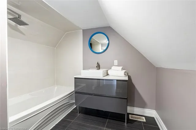 Additional property image - 57 Century St