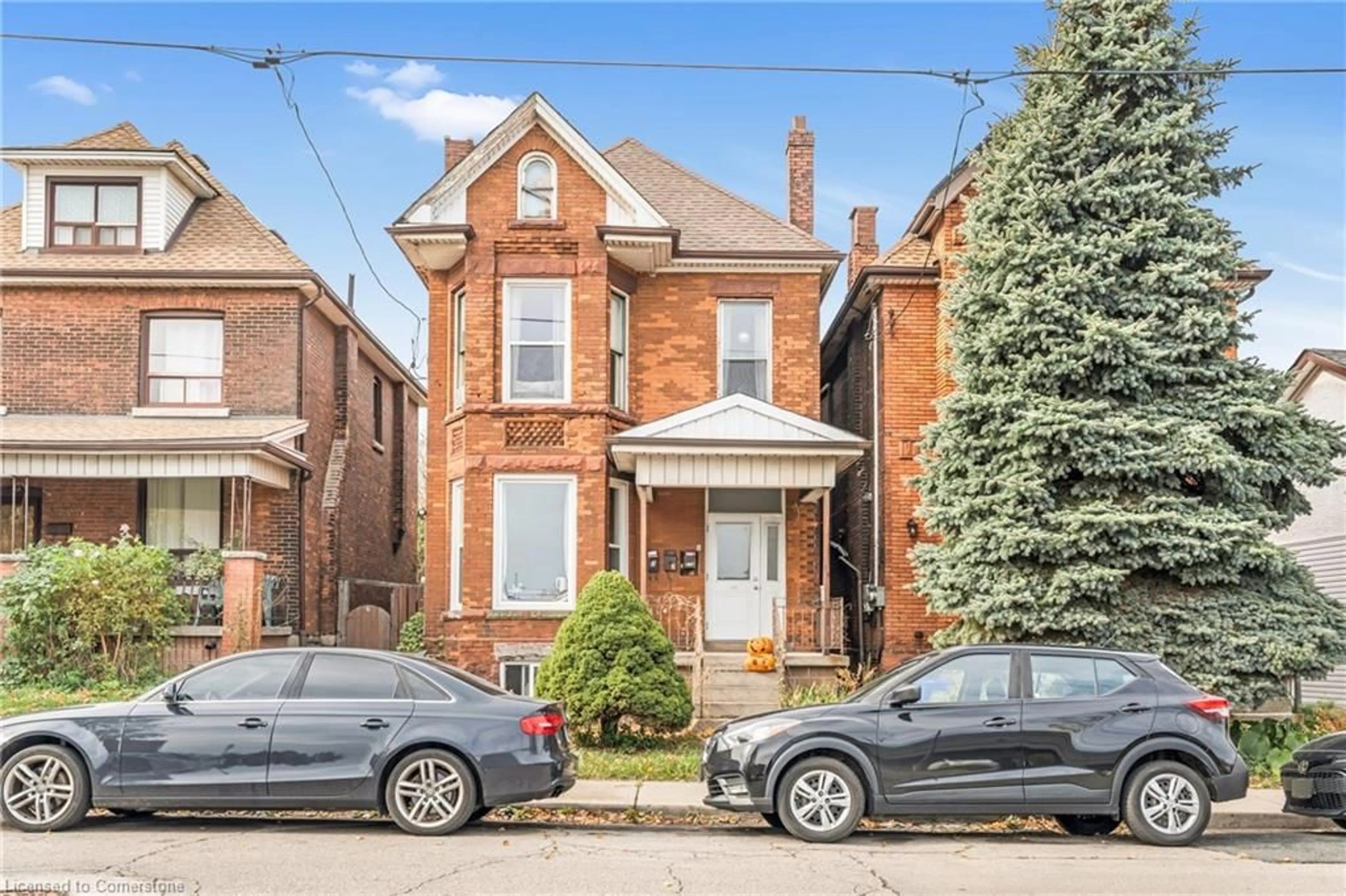 Home with brick exterior material, street for 147 Elgin St, Hamilton Ontario L8L 4Y1