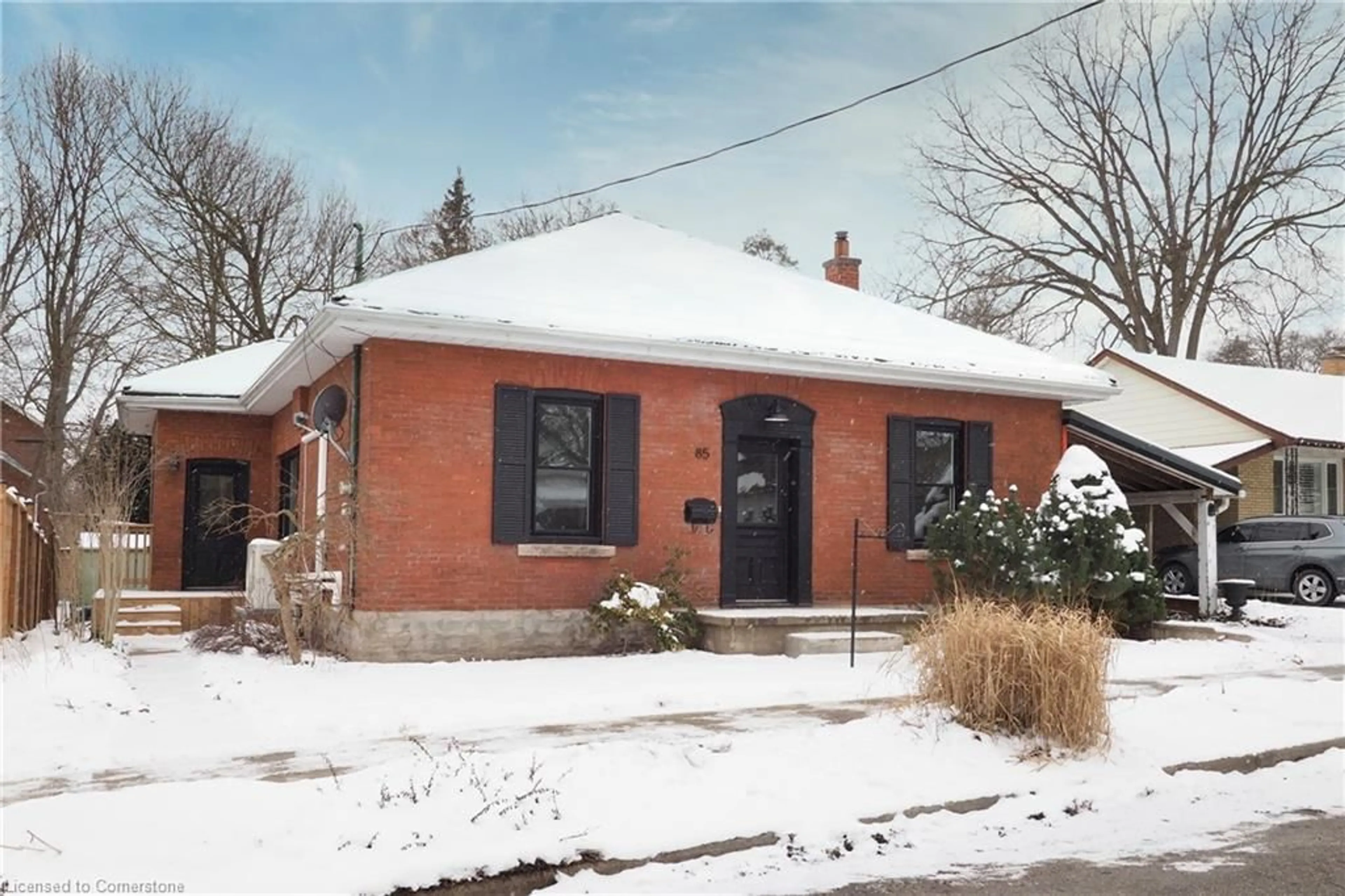 Home with brick exterior material, street for 85 Alma St, Guelph Ontario N1H 5W8