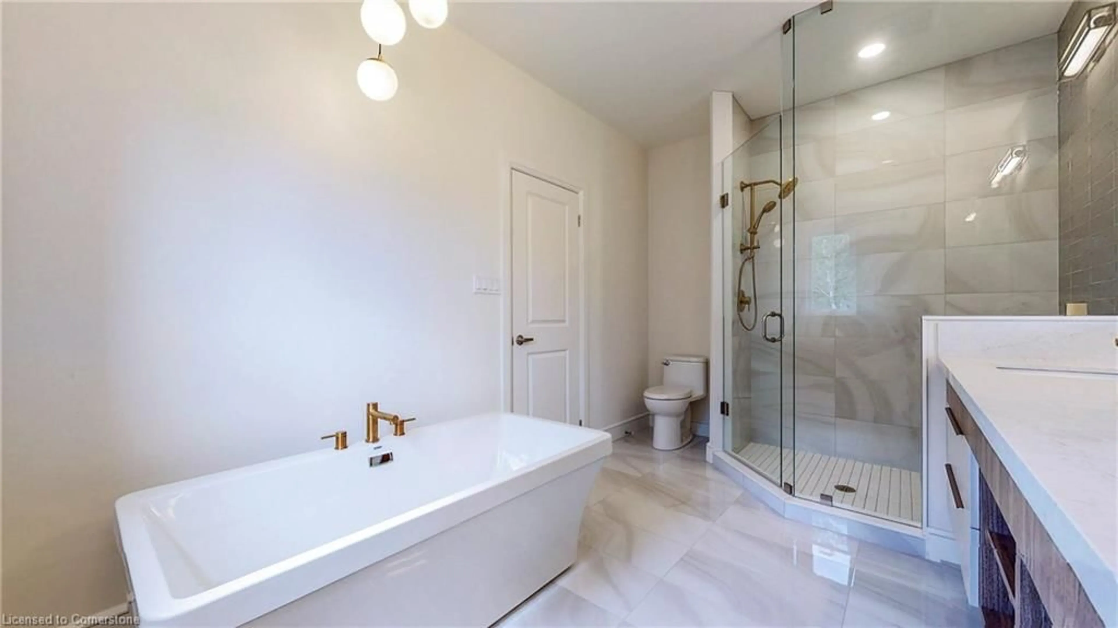 Contemporary bathroom, ceramic/tile floor for 57 Eleanor Ave, Hamilton Ontario L8W 1C8