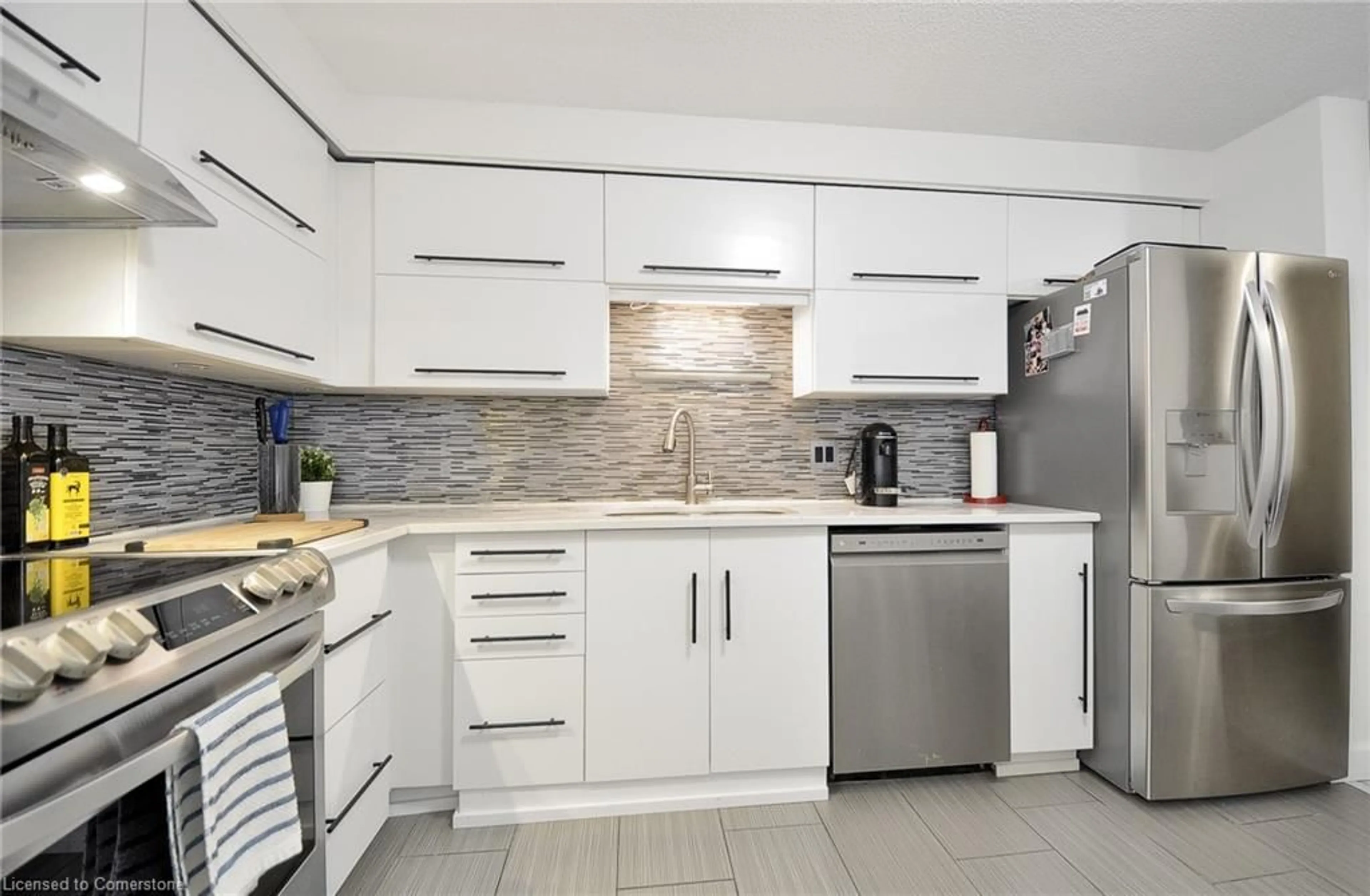 Contemporary kitchen, ceramic/tile floor for 55 Green Valley Dr #709, Kitchener Ontario N2P 1Z6