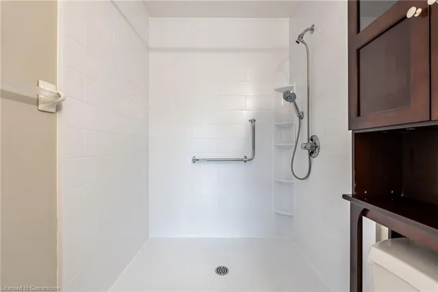 Additional property image - 4000 Creekside Dr Unit 207