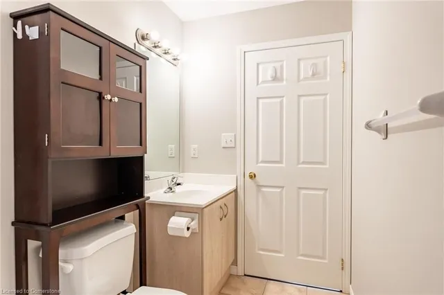 Additional property image - 4000 Creekside Dr Unit 207