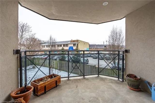 Additional property image - 4000 Creekside Dr Unit 207