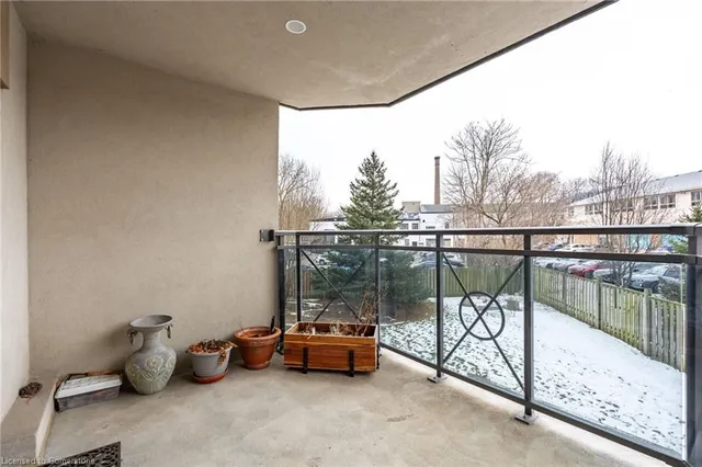 Additional property image - 4000 Creekside Dr Unit 207