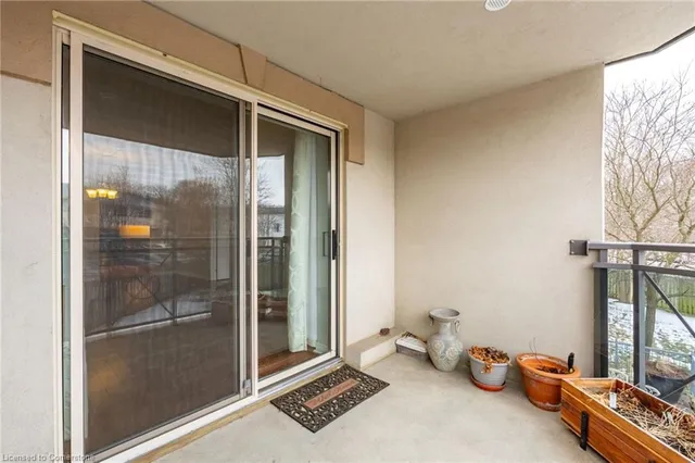 Additional property image - 4000 Creekside Dr Unit 207