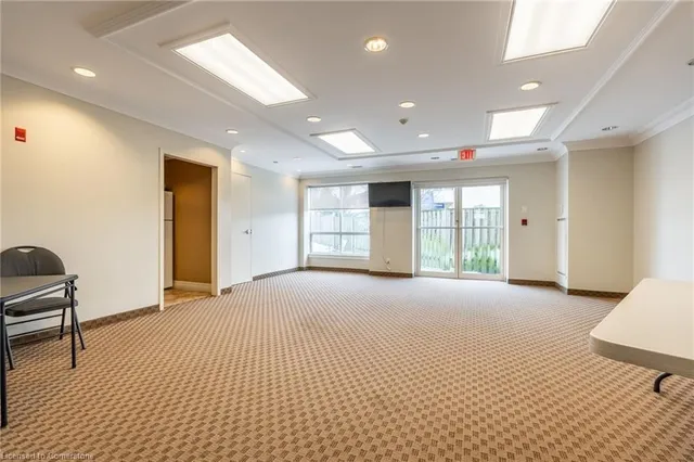 Additional property image - 4000 Creekside Dr Unit 207