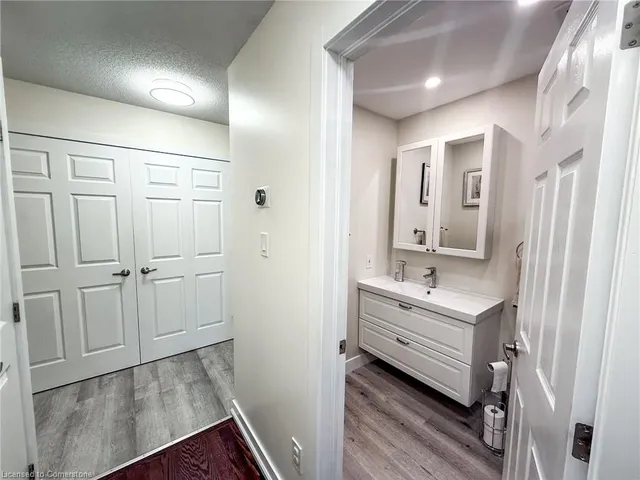 Additional property image - 13 Southbrook Dr